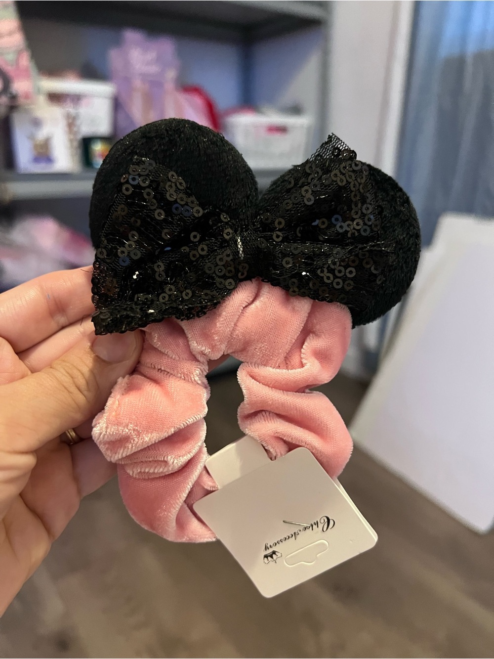 Bundle of 12 Minnie Scrunchies - Picture 4 of 5